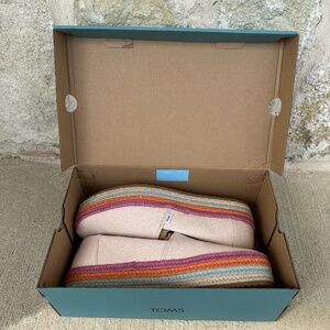Tom’s Valencia Platform Espadrille NWT